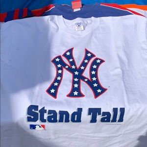 New York Yankees 2001 Stand Tall shirt